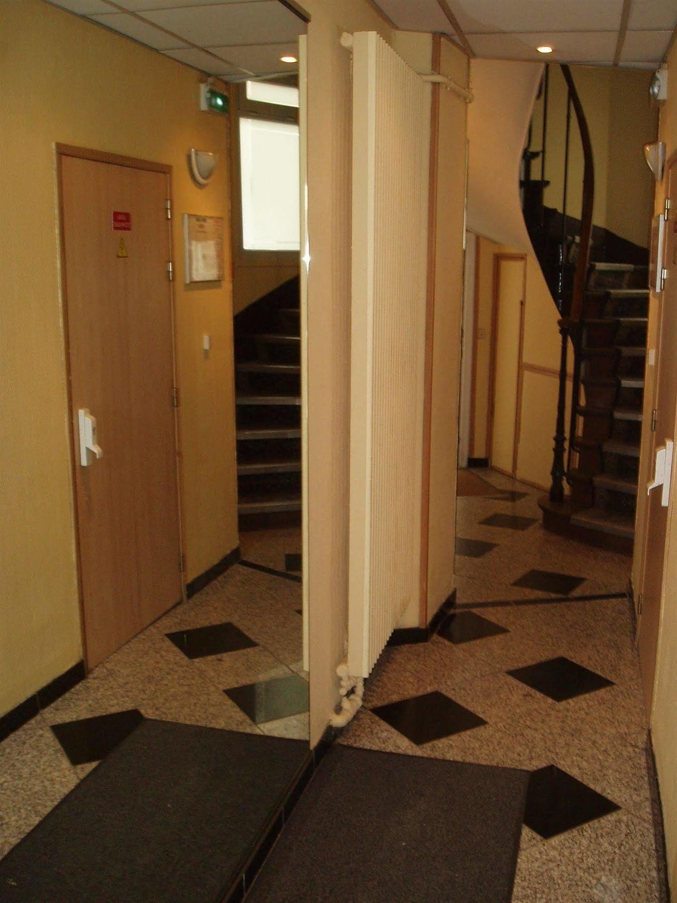 Hotel Trianon Vincennes Exterior photo